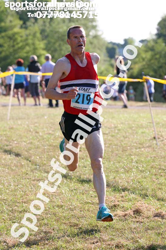 Veteran and womens 2018 Sunderland 5k Road Races, Silksworth, Sunderland. Photo: David T. Hewitson/Sports for All Pics